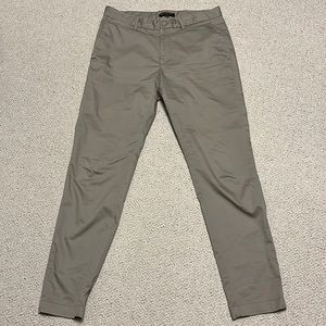 Banana Republic chino pant - excellent condition!